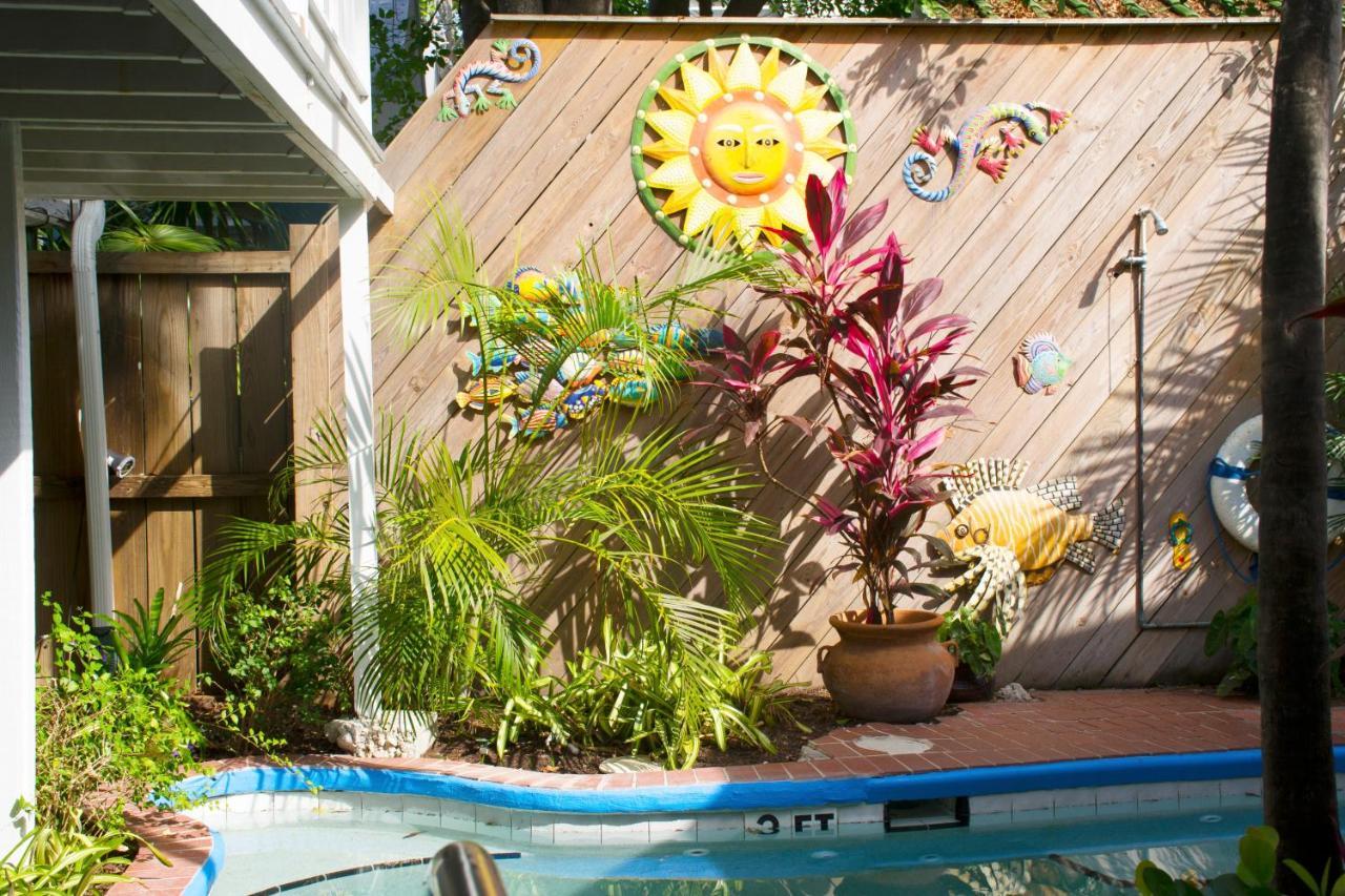 فندق The Garden House كي وست المظهر الخارجي الصورة