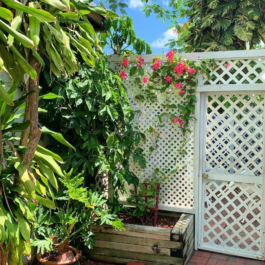 فندق The Garden House كي وست المظهر الخارجي الصورة